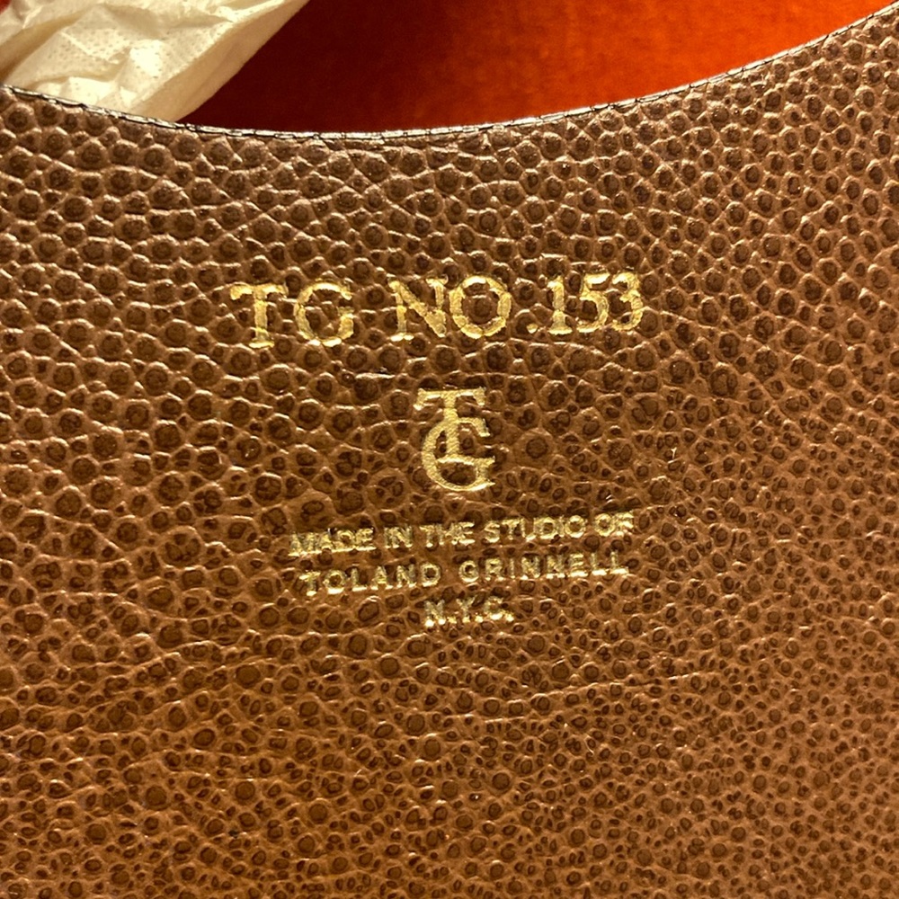 Luxury Handbag - Picture 10 of 15